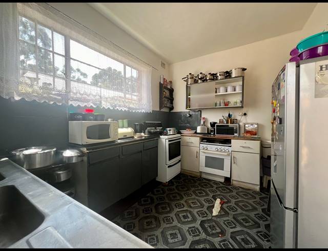 420M² APARTMENT BLOCK FOR SALE IN ROSETTENVILLE